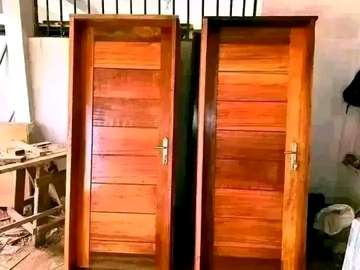 PORTE BOIS ROUGE