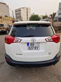 Toyota rav 4 2014 automatique essence 4 cylindre 2.5