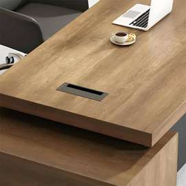 Bureau bois moderne passe-câbles