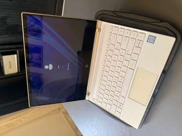 HP spectre i5 8th / SSD nvme 1000gb