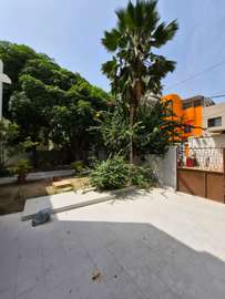 Belle villa spacieuse à mermoz avec un grand jardin
