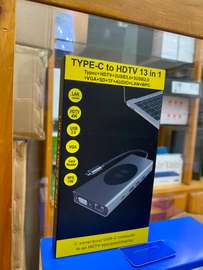 Hub USB-C 13-en-1 avec HDMI 4K, VGA et Chargeur Sans Fil