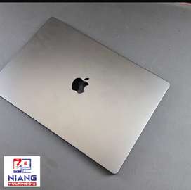 MacBook Pro m2 pro 2023