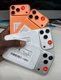 iPhone 17 Promax 256g   Sûr FacturePro Orange Blanc
