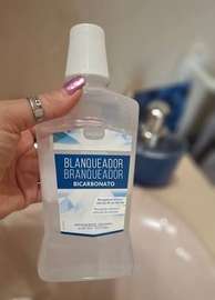 Blanchisseur bicarbonate dents taches tenaces 250ml