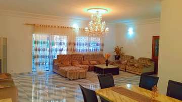 BEL APPARTEMENT MEUBLÉ À LOUER ALMADIES