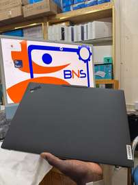 Le LENOVO THINKPAD P16S Ryzen 7 Gen4 (AMD)