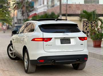 F-PACE 2020