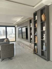 F5 de 352 m² à louer au point e avec les meubles