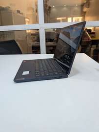 Lenovo Yoga 6 ) 13 pouces ) AMD Ryzen ) 8g de ram ) 256