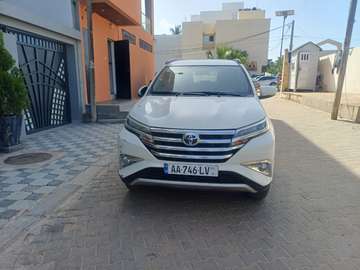 Toyota RUSH 2023