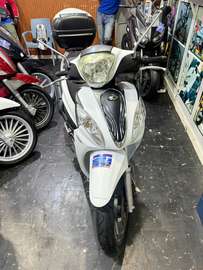 Kimco people one 125icc 2020 nouveau modèle injection