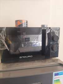 Micro-ondes Enduro 20 Litres MWO20LB