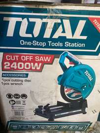 Total Scie à tronçonner 2400W Bleu avec disque
