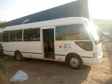 Location bus Toyota coaster