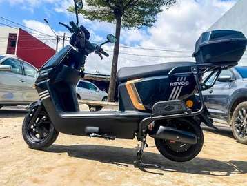 Moto Revo A12 2025