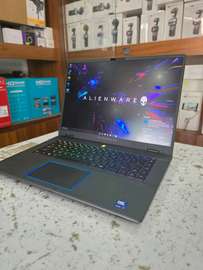 Alienware M16 R2