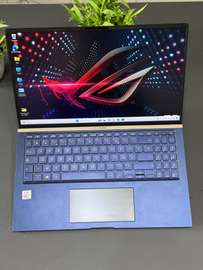 Asus zenbook i7 10th / ss512gb / 16gb ram