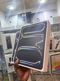 Ipad Pro 13" M5 Cellulaire 256Go ✅ Garantie 2 ans
