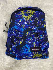 Eastpak sac à dos bleu motifs multicolores standard