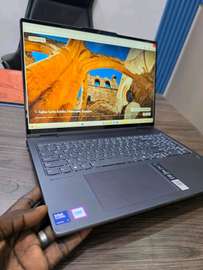 Lenovo Yoga 7i 2-E?-1