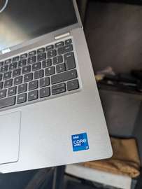 Dell i7 11th / 512gb / 16gb ram / 5240 Ordinateur portable