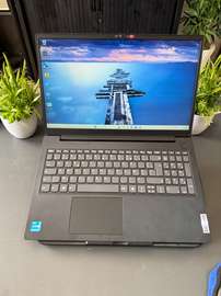 Lenovo 13th gen / ssd 256gb / 8gb ram ddr5 ordinateur