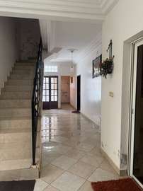 Maison d’angle à vendre – À rénover ou à démolir – mamelle