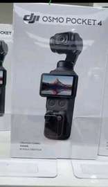 DJI Osmo pocket 4 combo