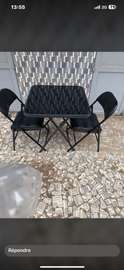 Table + 2 chaises pliantes