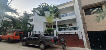 Vente Villa Cité Biagui /Produit atypique à gros potentiel.