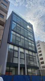 Immeuble neuf de bureau au centre ville