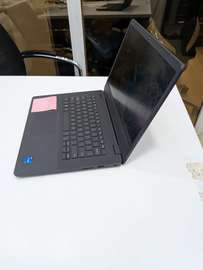 Dell Vostro 14 pouces i5 11e 8g de ram 256 SSD plus 1 tera