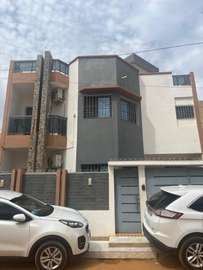 VILLA R+1 À LOUER – ALMADIE 2 (RUFISQUE)