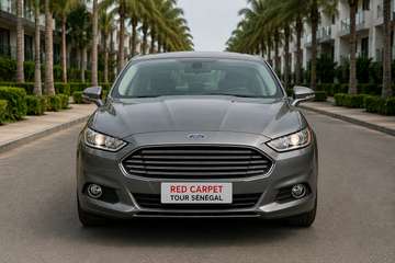 FORD FUSION TITANIUM (USA) À LOUER À DAKAR