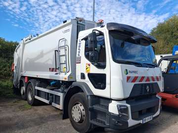 Renault poubelle 8 roues année 2011