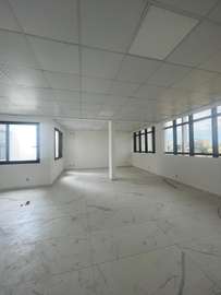 Plateau de bureaux de 160m² sur la VDN