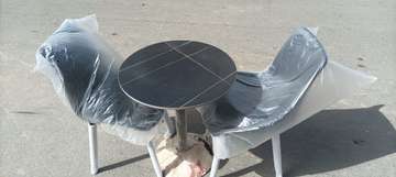 Table tête à tête marbre