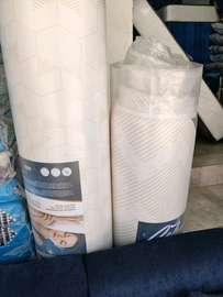 Matelas neufs