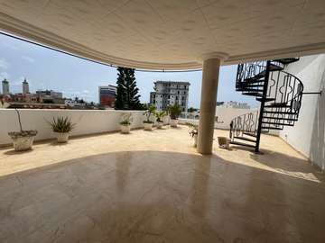 Penthouss à louer au Almadie 4 chambres côte Sonatel