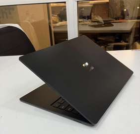 Surface Laptop 6 ultra 5 16g de ram 256
