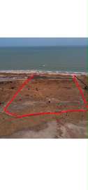 2 HECTARES PIEDS DANS L'EAU TITRE FONCIER