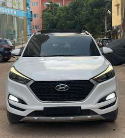 HYUNDAI TUCSON Année :2017 VENANT CORREE