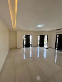 Appartement F4 à la cité Mbackiyoufaye