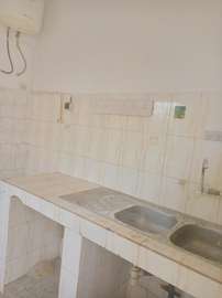 Chambres balcons a louer a Mermoz