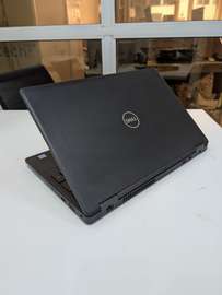 Dell precision 3530 i7 8ieme 16g de ram 256