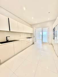 Appartement F4 + dépendance domestique à louer au point E