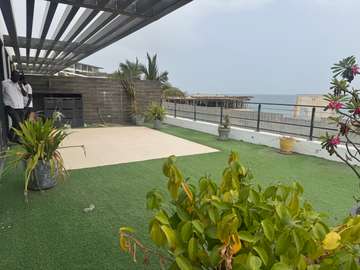 Apparemment à louer à fan résidence vue sur mer