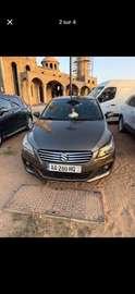 Suzuki Ciaz Gris métallisé économique et fiable