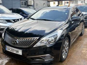 Hyundai Grandeur Berline  4 portes noire performance